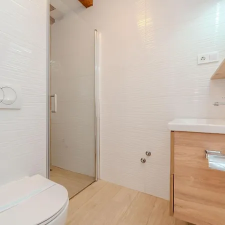 By Interhome