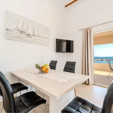 By Interhome * Privlaka (Zadar)